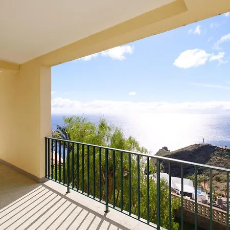 Garajau House - Sunrise To Sunset Ocean View House Holiday home Canico (Madeira)